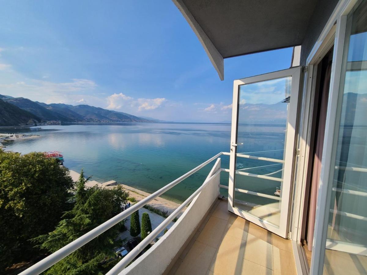 Hotel Enkelana Pogradec Exterior photo