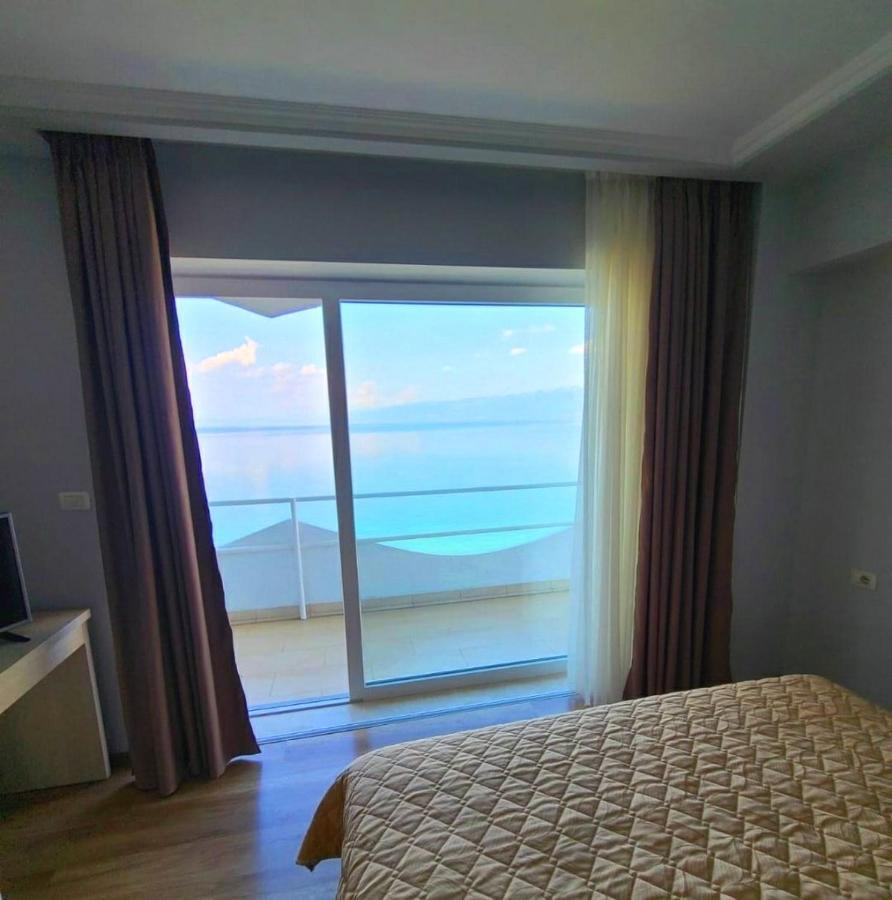 Hotel Enkelana Pogradec Exterior photo