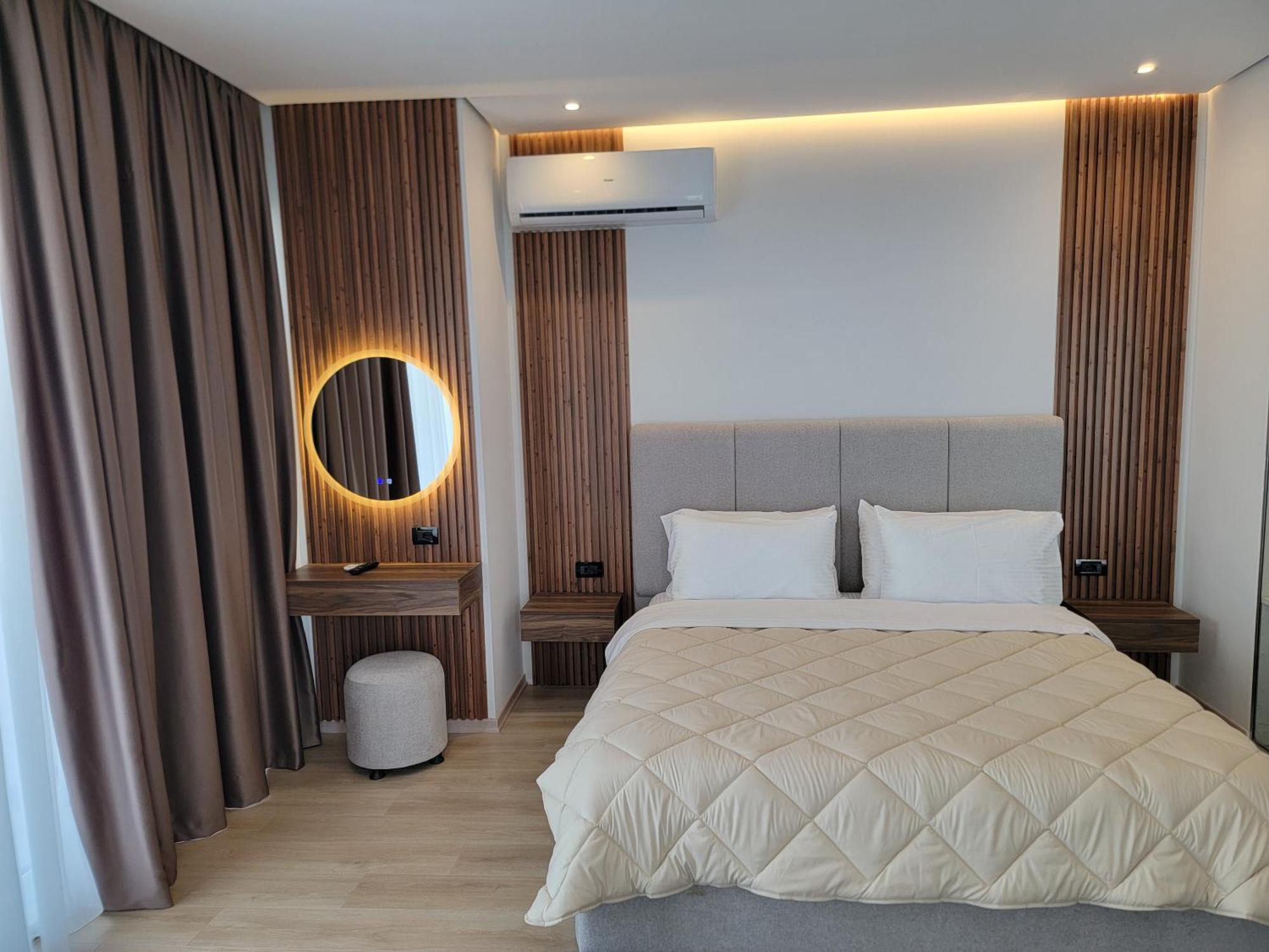 Hotel Enkelana Pogradec Exterior photo